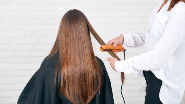 痛まない縮毛矯正（髪質改善ストレート）の後にヘアカラーはできますか？