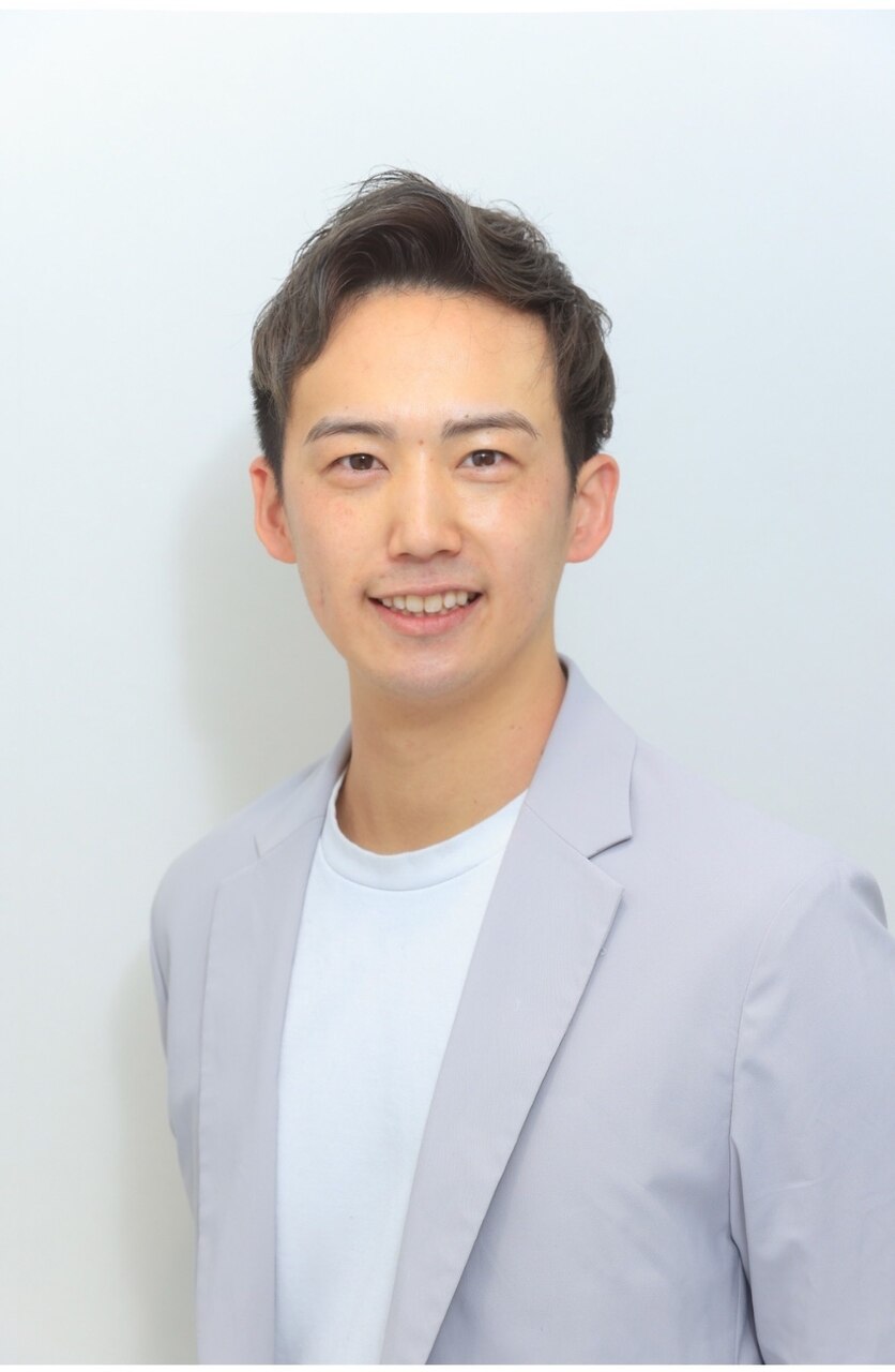 中野亮平